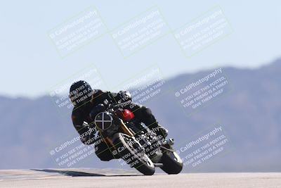 media/Oct-13-2025-Moto Forza (Mon) [[a66d839500]]/3-B Group/Session 4 (Turn 9)/